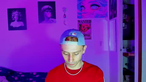 Santi online show from November 16, 3:56 am