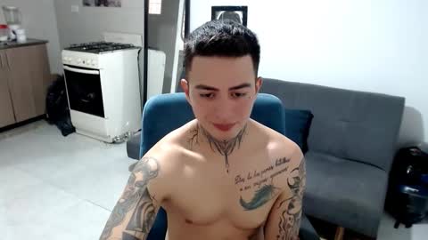 santi_ss online show from December 3, 3:21 pm