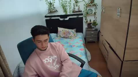 santi_ss online show from June 30, 1:28 am