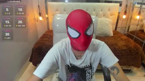 SANTIAGO  online show from March 8, 10:35 pm