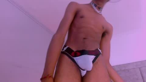 Santiiiiii  online show from April 11, 4:11 pm