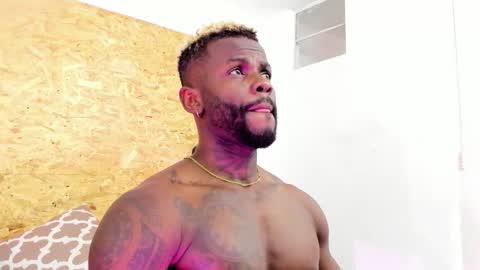  Santi online show from October 17, 7:38 pm