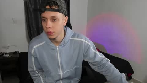 Julius Novachrono  online show from November 28, 12:19 pm