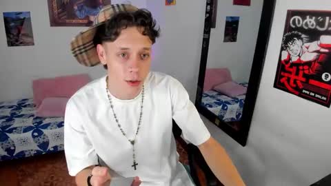 Snapshot of santiceballo chatting on February 14, 4:31 am Julius Novachrono online show from February 14, 4:31 am