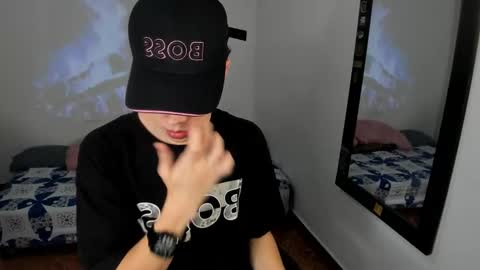 Snapshot of santiceballo chatting on February 24, 8:56 am Julius Novachrono online show from February 24, 8:56 am