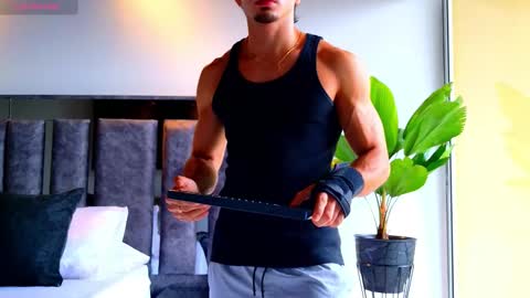 Santiago Seans online show from March 3, 1:17 pm