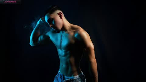 Santiago Seans online show from April 6, 2:07 pm