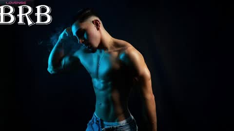 Santiago Seans online show from May 2, 12:54 pm