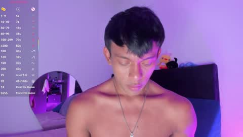 santi online show from April 3, 1:14 am