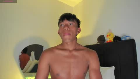 santi online show from April 24, 12:35 am