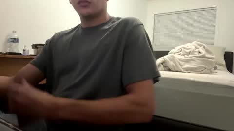 Snapshot of santostreamrcash chatting on December 1, 5:12 am santostreamrcash online show from December 1, 5:12 am