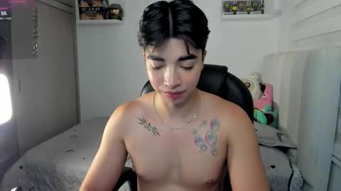 Mr. Santiago online show from November 29, 1:36 pm