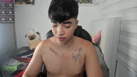 Mr. Santiago online show from February 12, 1:39 pm