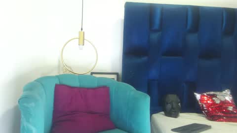 Santiago Carrington online show from March 14, 2:44 pm