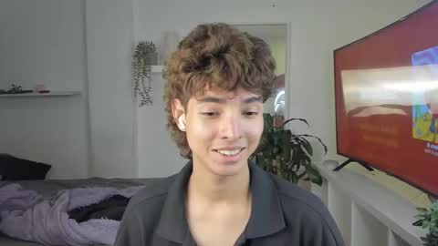 kitty online show from November 20, 1:06 am