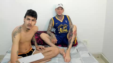 santy_of1 online show from April 25, 1:03 pm