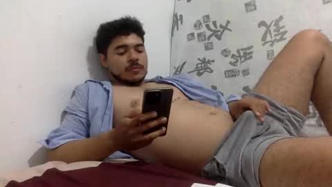 Snapshot of santy_sexymen chatting on October 10, 5:06 am santy_sexymen online show from October 10, 5:06 am