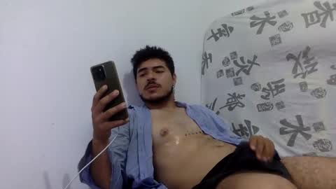 Snapshot of santy_sexymen chatting on October 12, 6:34 am santy_sexymen online show from October 12, 6:34 am