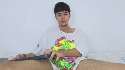 Snapshot of santybig18 chatting on January 13, 3:12 am santybig18 online show from January 13, 3:12 am