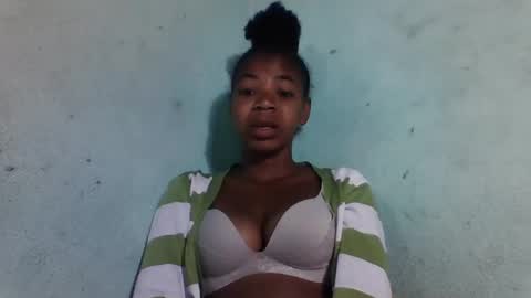 sanyah0123 online show from November 24, 4:45 am