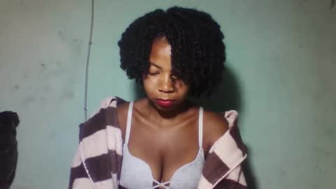 sanyah0123 online show from January 15, 6:51 am