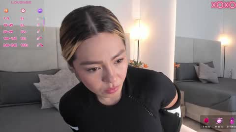 Snapshot of saori_newman chatting on February 18, 11:39 am Saori online show from February 18, 11:39 am