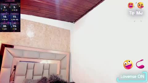 Snapshot of saori_sann_ chatting on February 19, 12:11 pm Saori online show from February 19, 12:11 pm