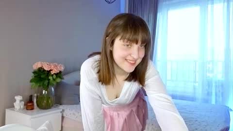 Snapshot of saphirree chatting on October 2, 3:08 pm Anny online show from October 2, 3:08 pm