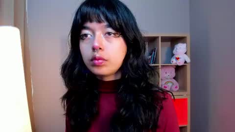 Snapshot of saphyralux chatting on July 17, 9:19 pm saphyralux online show from July 17, 9:19 pm