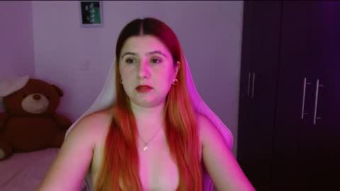 Snapshot of sara_160 chatting on April 29, 10:16 pm sara_160 online show from April 29, 10:16 pm