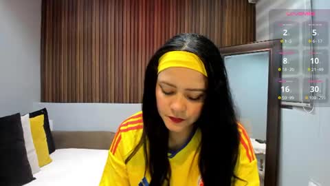 Snapshot of sara__michell chatting on June 17, 12:07 pm online show from June 17, 12:07 pm