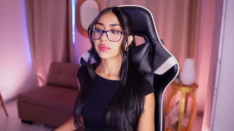 Sara  online show from January 15, 12:47 pm