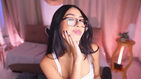 Sara  online show from January 25, 12:47 pm