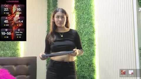 Sara online show from March 9, 9:08 pm