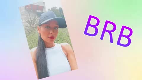 Snapshot of sara_carmona chatting on May 9, 11:04 am SARA online show from May 9, 11:04 am