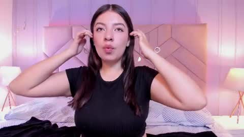 Sara  online show from July 2, 11:38 am