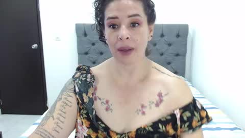 Sara hot46 online show from January 2, 10:26 am