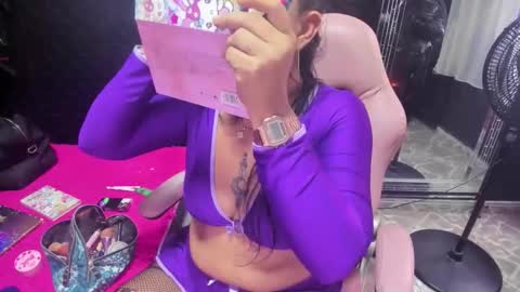 Snapshot of sara_hot_2 chatting on April 10, 11:59 am no limits sarah online show from April 10, 11:59 am