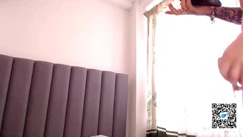 sara_johnson__ online show from February 2, 8:51 pm