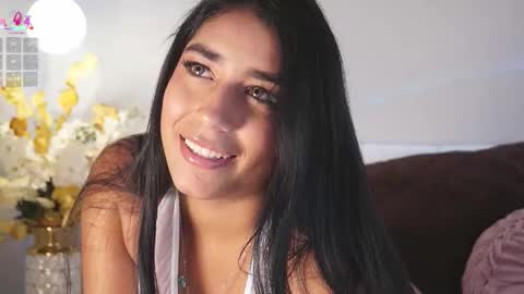  Sara Jones  online show from February 26, 7:35 pm