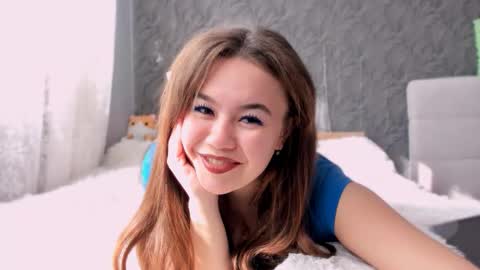 Snapshot of sara_kox chatting on March 18, 10:51 am sara_kox online show from March 18, 10:51 am