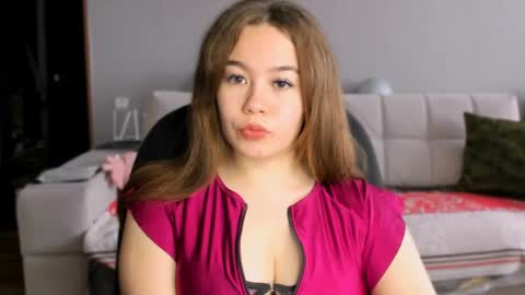 Snapshot of sara_kox chatting on April 14, 11:27 am sara_kox online show from April 14, 11:27 am