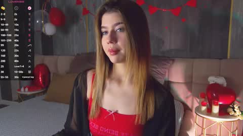 Sara online show from February 15, 4:36 pm