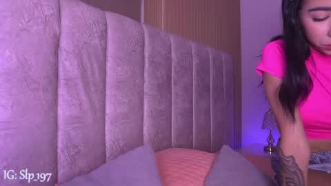 sara_lopee1 online show from April 13, 11:59 am