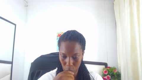 S A R A online show from November 4, 11:20 am