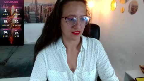 Snapshot of sara_marris0n chatting on December 14, 4:20 pm Sara online show from December 14, 4:20 pm