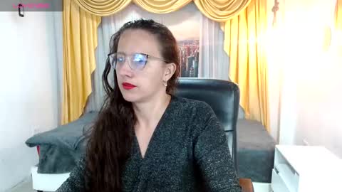 Snapshot of sara_marris0n chatting on December 20, 1:22 pm Sara online show from December 20, 1:22 pm