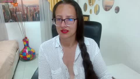 Snapshot of sara_marris0n chatting on February 23, 11:11 am Sara online show from February 23, 11:11 am