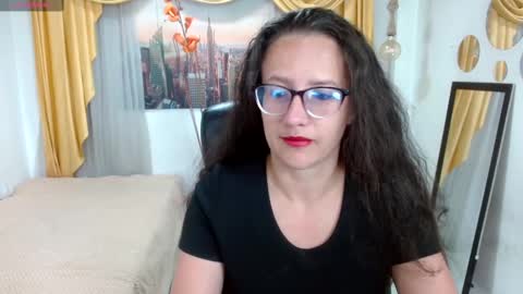 Snapshot of sara_marris0n chatting on March 5, 11:06 am Sara online show from March 5, 11:06 am