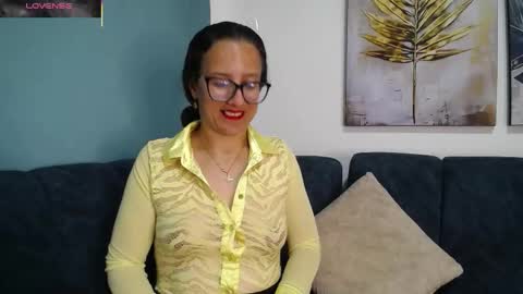 Snapshot of sara_marrisson chatting on February 23, 9:45 pm Sara online show from February 23, 9:45 pm